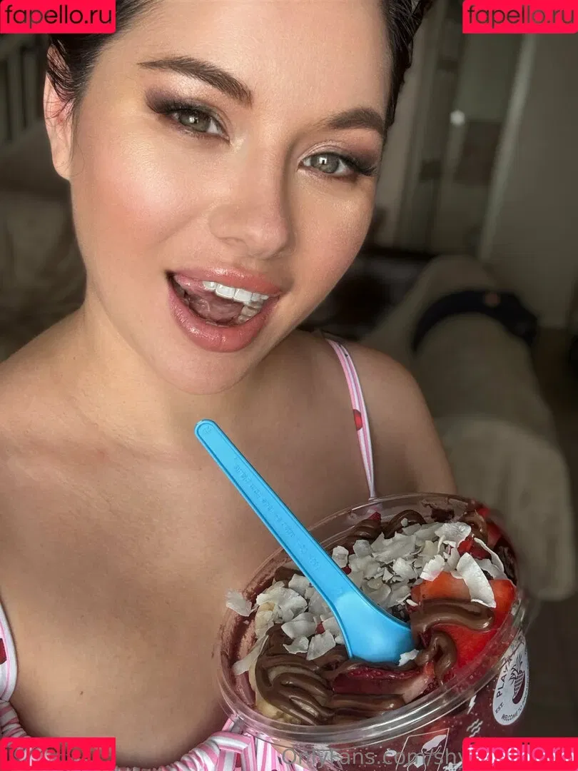 shylajennings / shylajenningsxo Onlyfans Photo Gallery 