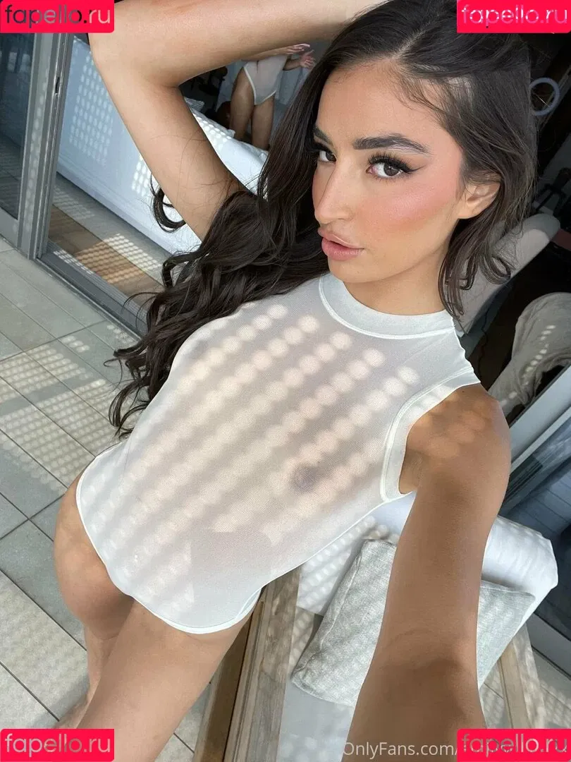 Emily Willis / emilywillisx3 / emilywillisxoxo / emilywillisxxx Onlyfans Photo Gallery 