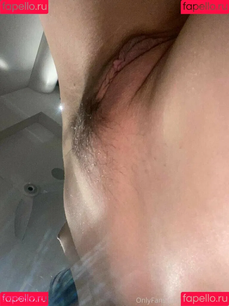 Emily Willis / emilywillisx3 / emilywillisxoxo / emilywillisxxx Onlyfans Photo Gallery 