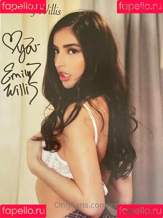 Emily Willis / emilywillisx3 / emilywillisxoxo / emilywillisxxx Onlyfans Photo Gallery 