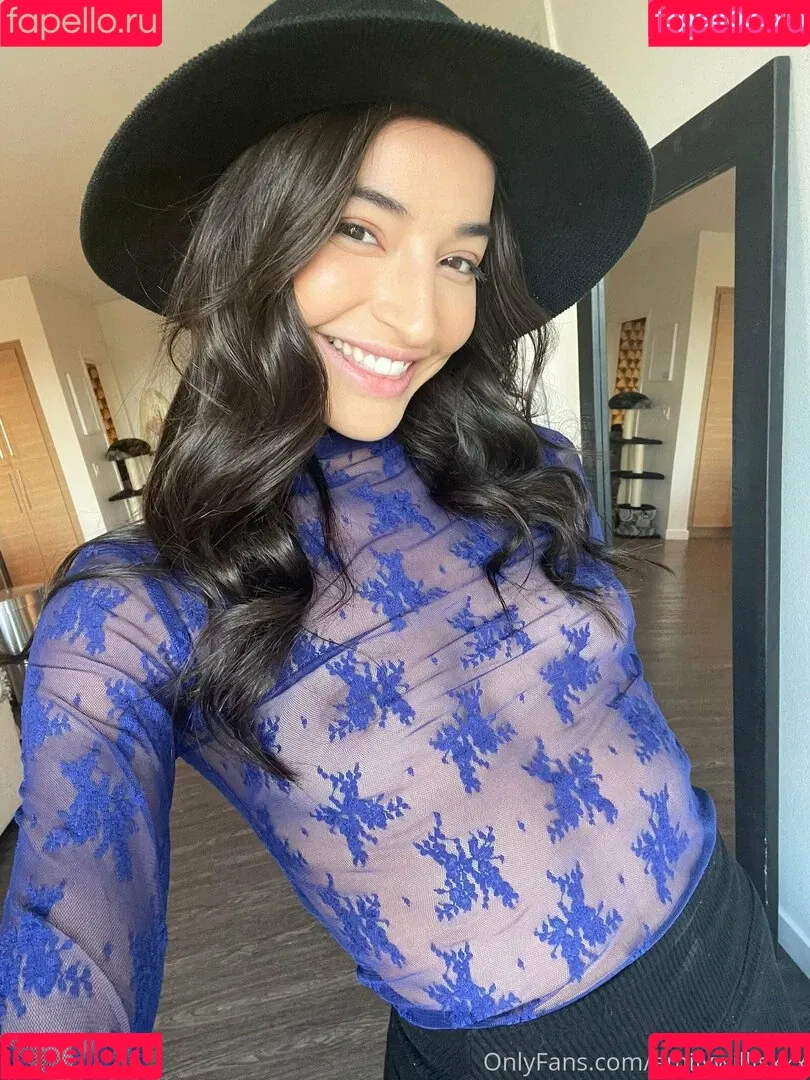 Emily Willis / emilywillisx3 / emilywillisxoxo / emilywillisxxx Onlyfans Photo Gallery 