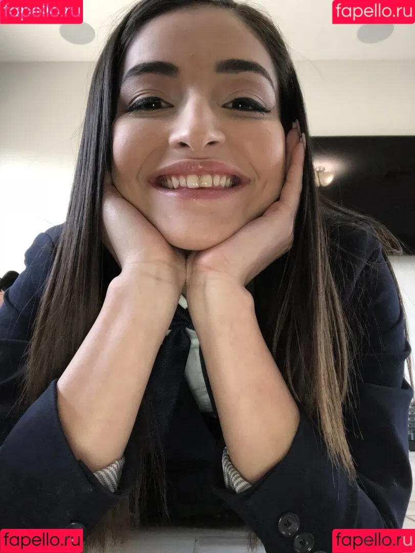 Emily Willis / emilywillisx3 / emilywillisxoxo / emilywillisxxx Onlyfans Photo Gallery 