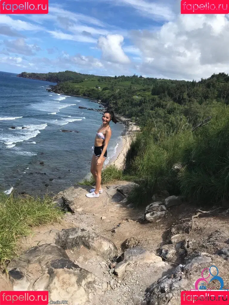 Emily Willis / emilywillisx3 / emilywillisxoxo / emilywillisxxx Onlyfans Photo Gallery 