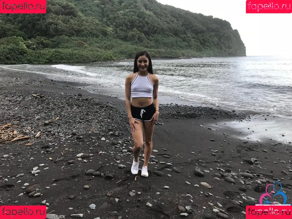 Emily Willis / emilywillisx3 / emilywillisxoxo / emilywillisxxx Onlyfans Photo Gallery 