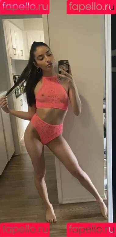 Emily Willis / emilywillisx3 / emilywillisxoxo / emilywillisxxx Onlyfans Photo Gallery 