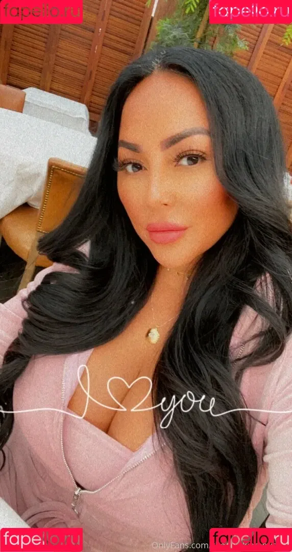 theonlykiaramiaxxx Onlyfans Photo Gallery 
