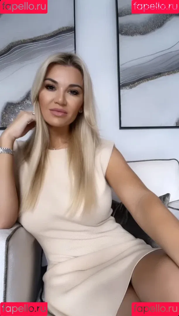 Christine McGuinness / mrscmcguinness Onlyfans Photo Gallery 