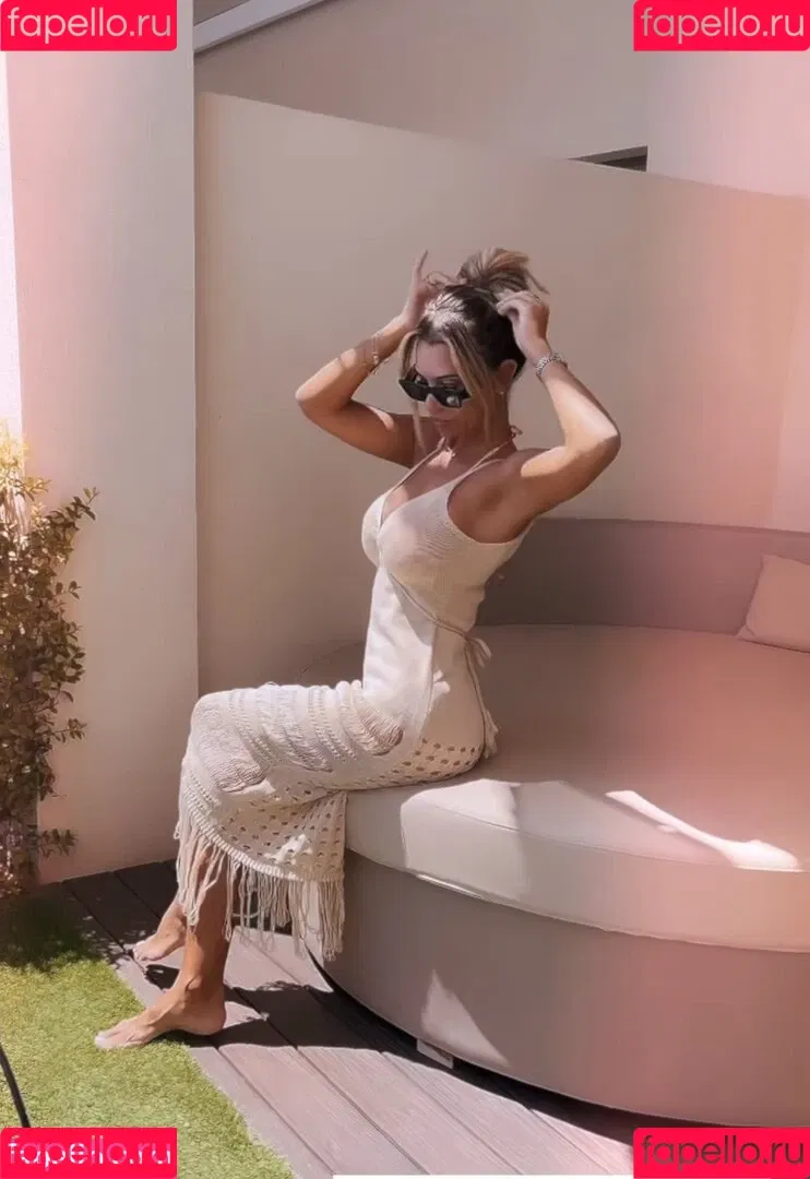 Christine McGuinness / mrscmcguinness Onlyfans Photo Gallery 