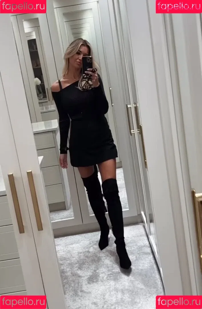 Christine McGuinness / mrscmcguinness Onlyfans Photo Gallery 