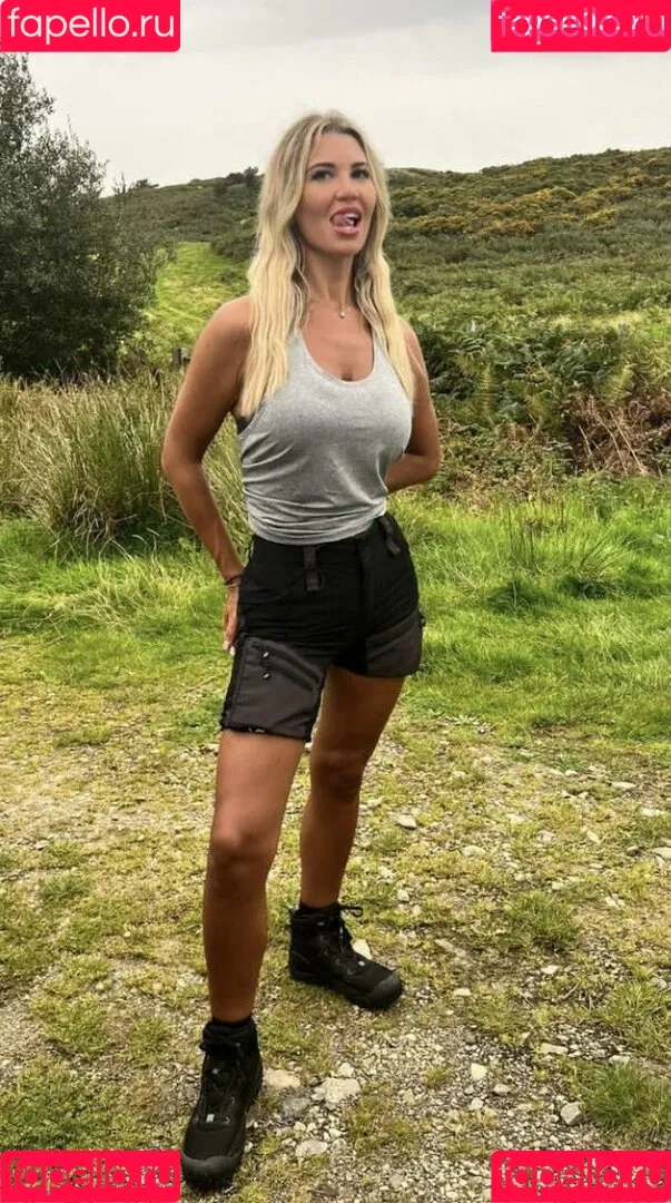 Christine McGuinness / mrscmcguinness Onlyfans Photo Gallery 