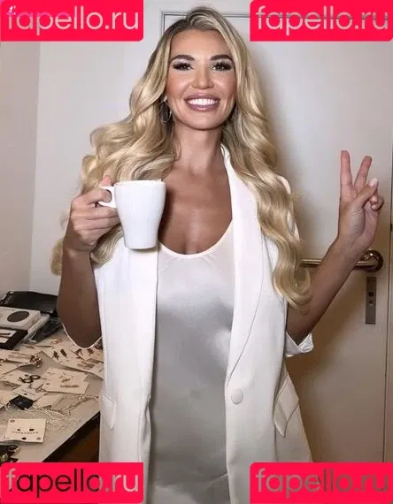Christine McGuinness / mrscmcguinness Onlyfans Photo Gallery 