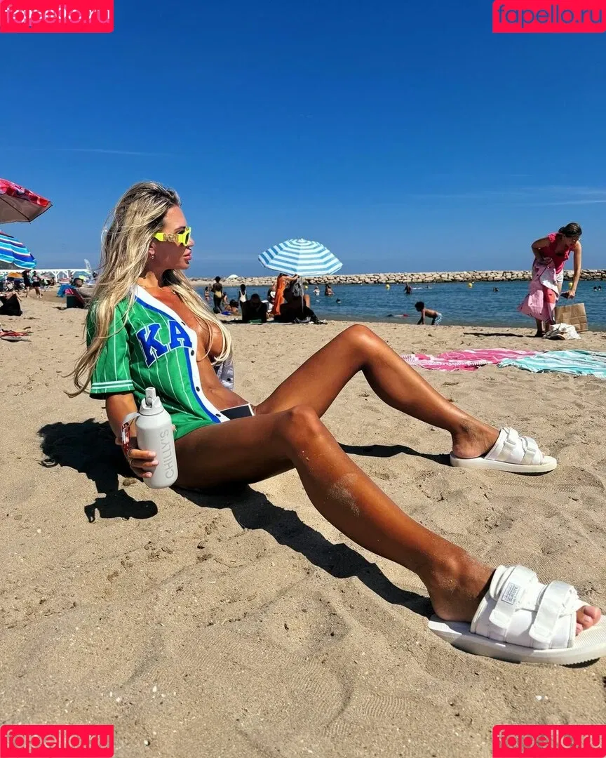 Christine McGuinness / mrscmcguinness Onlyfans Photo Gallery 