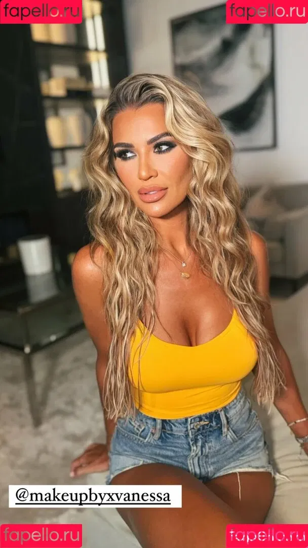 Christine McGuinness / mrscmcguinness Onlyfans Photo Gallery 