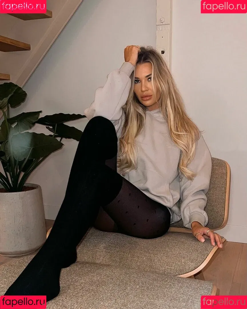 Christine McGuinness / mrscmcguinness Onlyfans Photo Gallery 