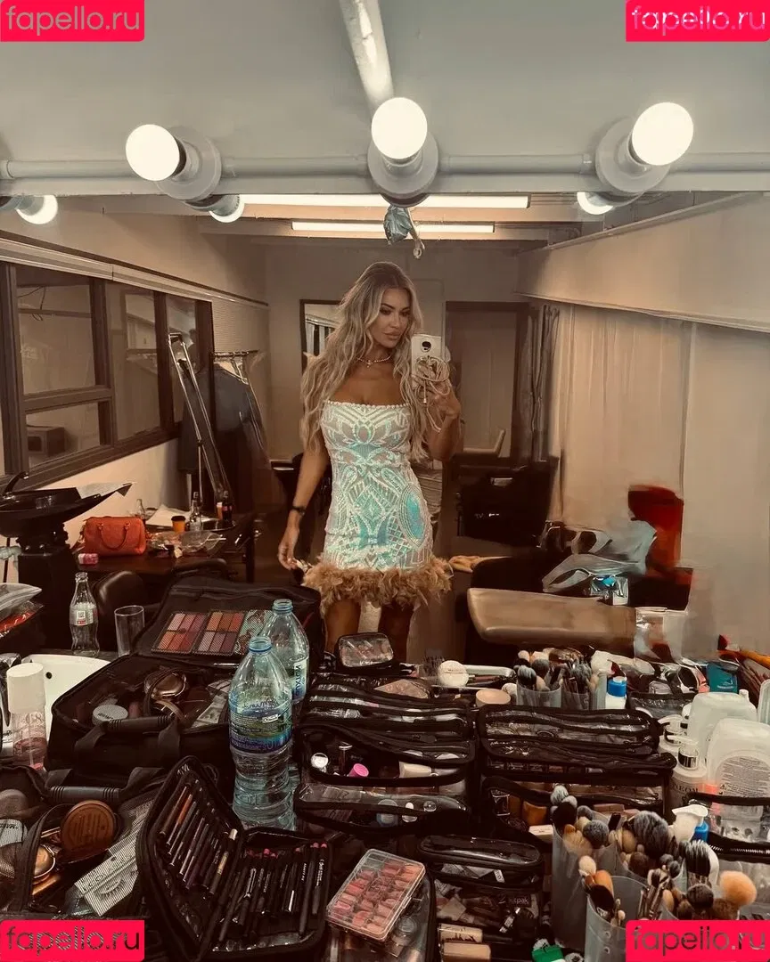 Christine McGuinness / mrscmcguinness Onlyfans Photo Gallery 