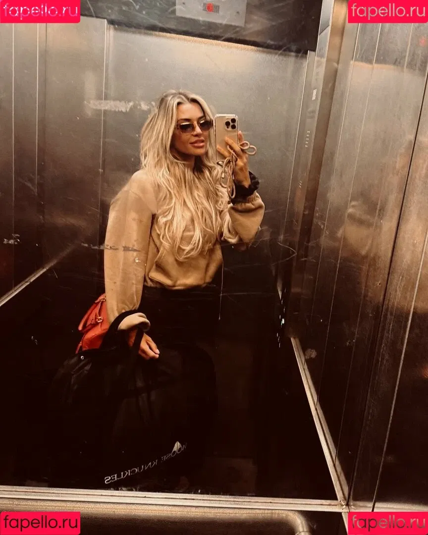 Christine McGuinness / mrscmcguinness Onlyfans Photo Gallery 