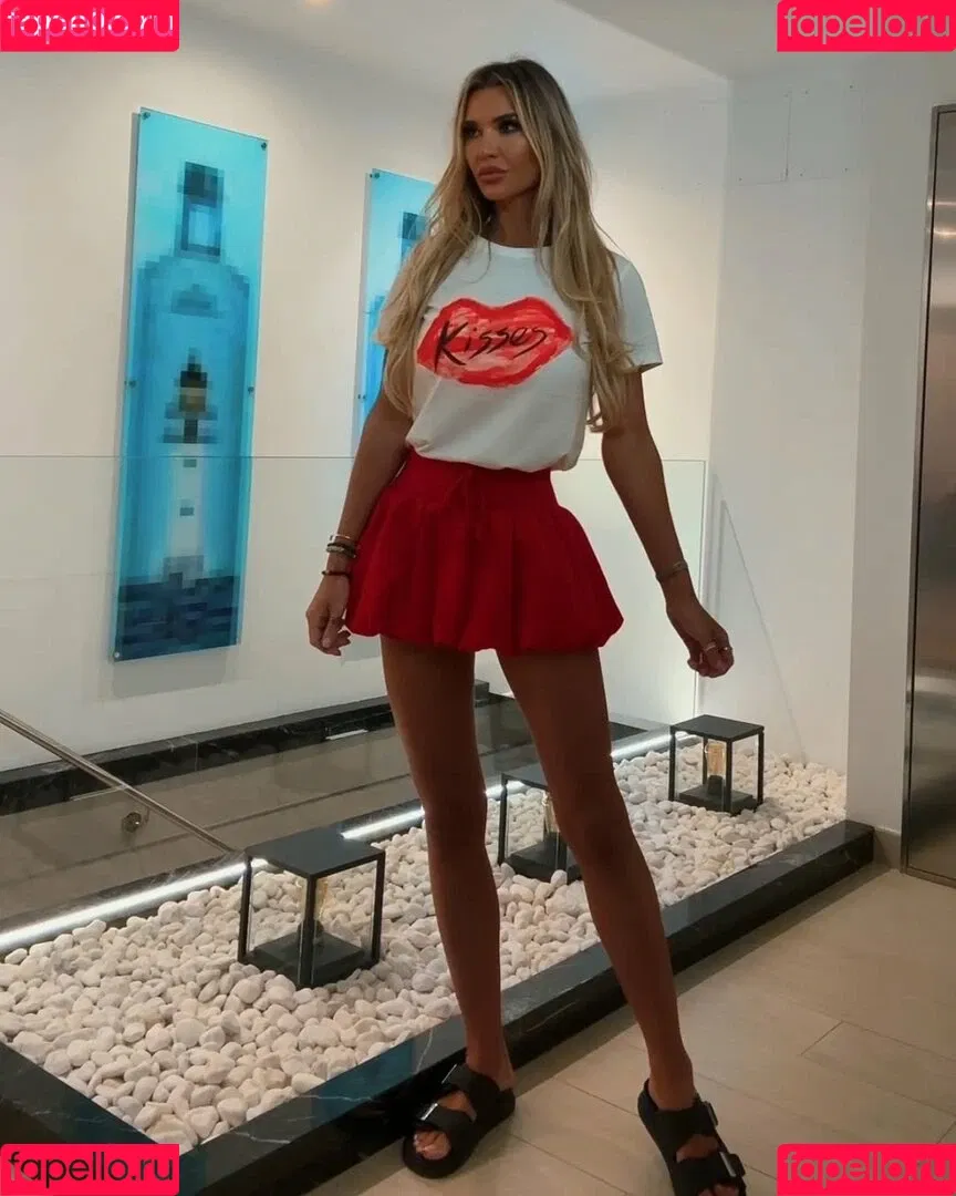 Christine McGuinness / mrscmcguinness Onlyfans Photo Gallery 
