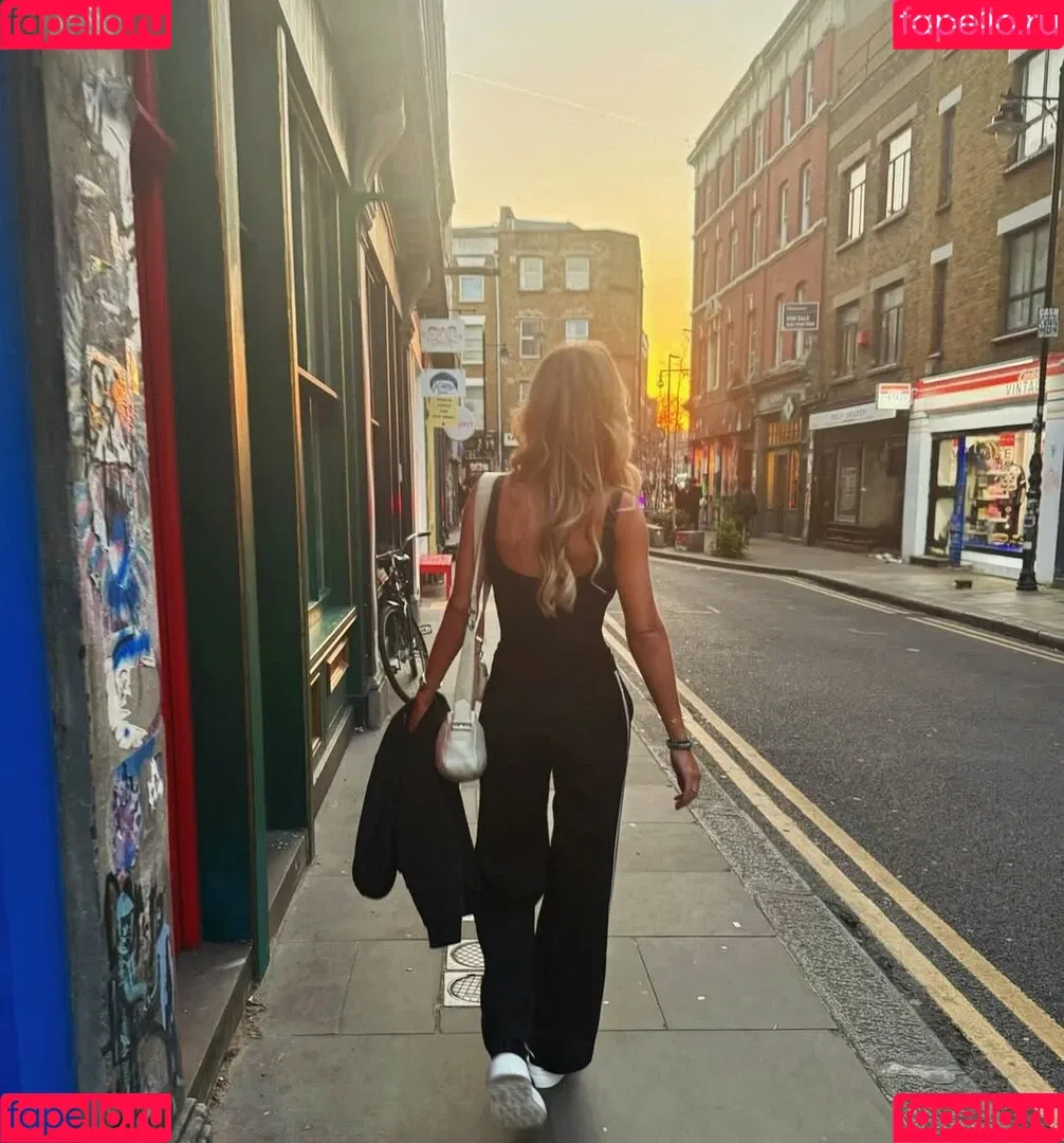 Christine McGuinness / mrscmcguinness Onlyfans Photo Gallery 
