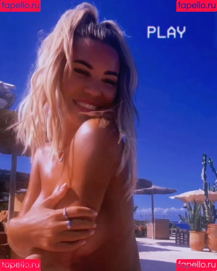 Christine McGuinness / mrscmcguinness Onlyfans Photo Gallery 