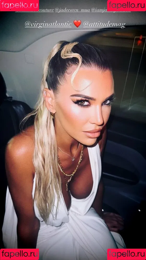 Christine McGuinness / mrscmcguinness Onlyfans Photo Gallery 