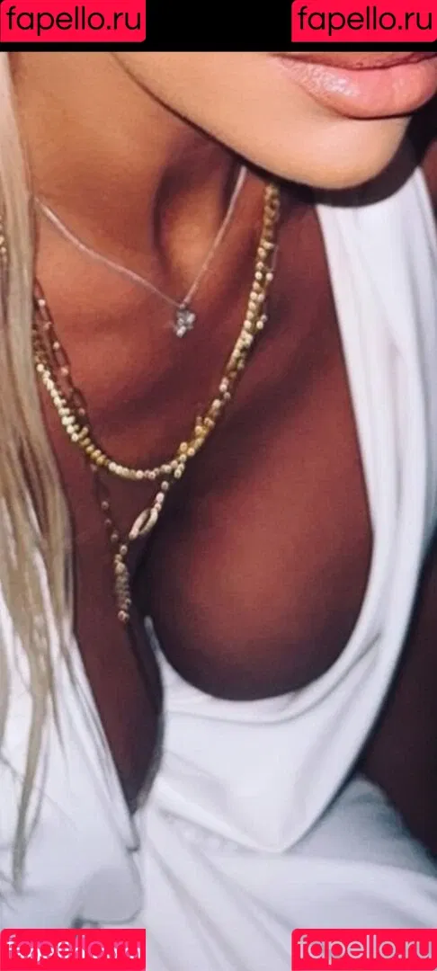 Christine McGuinness / mrscmcguinness Onlyfans Photo Gallery 