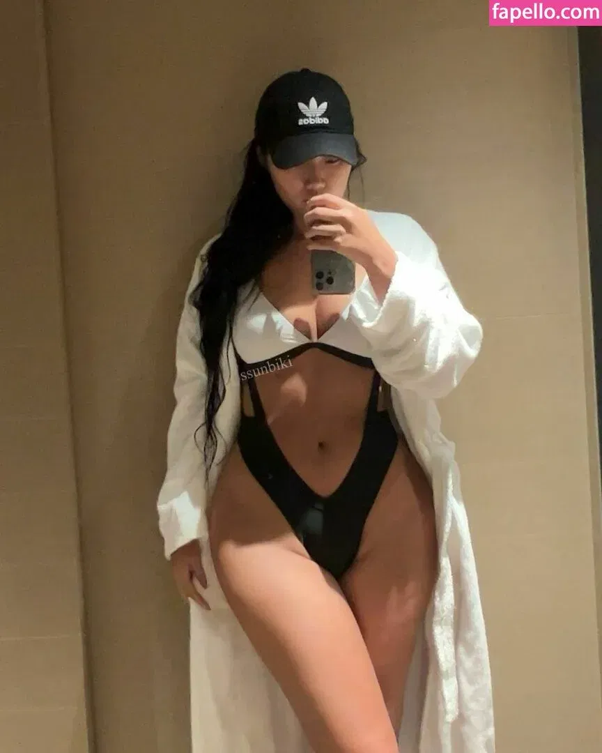 Ssunbiki Onlyfans Photo Gallery 