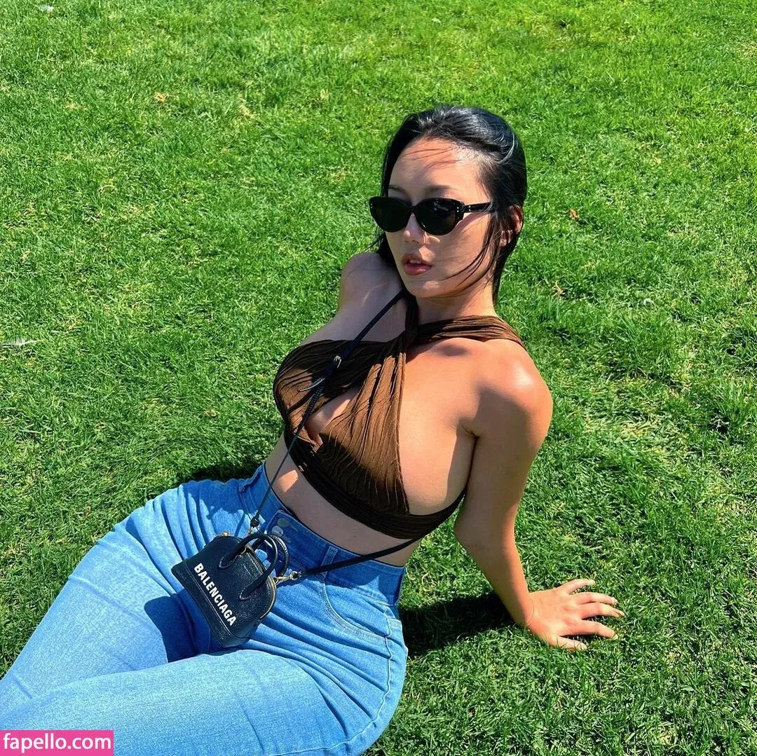 Ssunbiki Onlyfans Photo Gallery 