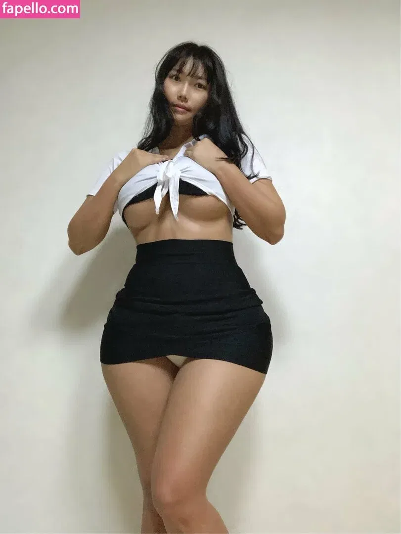 Ssunbiki Onlyfans Photo Gallery 