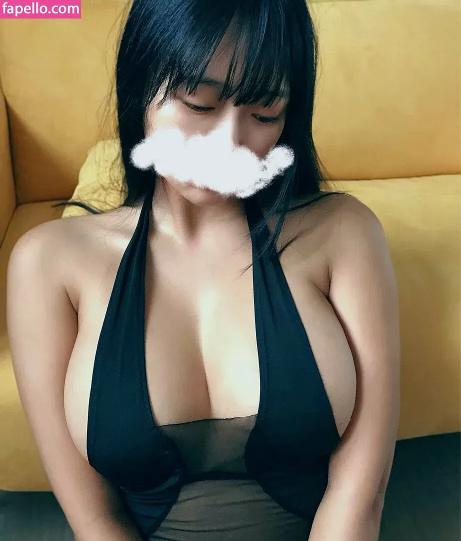 Ssunbiki Onlyfans Photo Gallery 