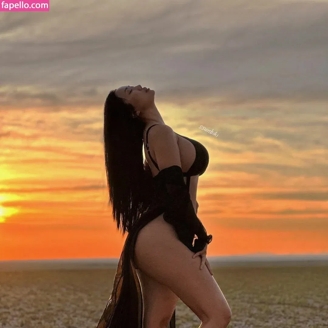 Ssunbiki Onlyfans Photo Gallery 