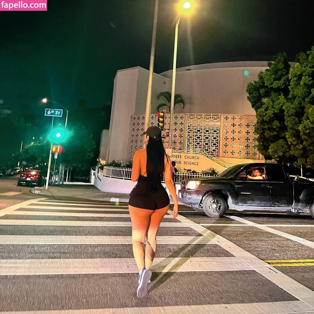 Ssunbiki Onlyfans Photo Gallery 