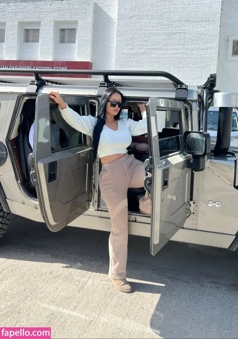 Ssunbiki Onlyfans Photo Gallery 