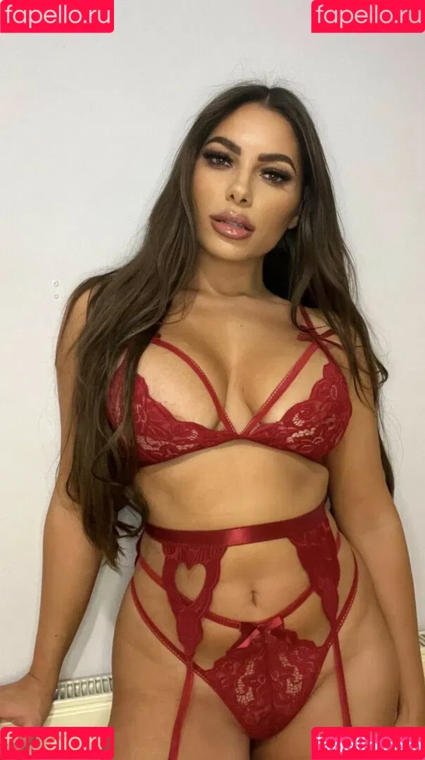 Kenza / Kenza00 / _kenza00 / _kenza01 / kenza01 Onlyfans Photo Gallery 