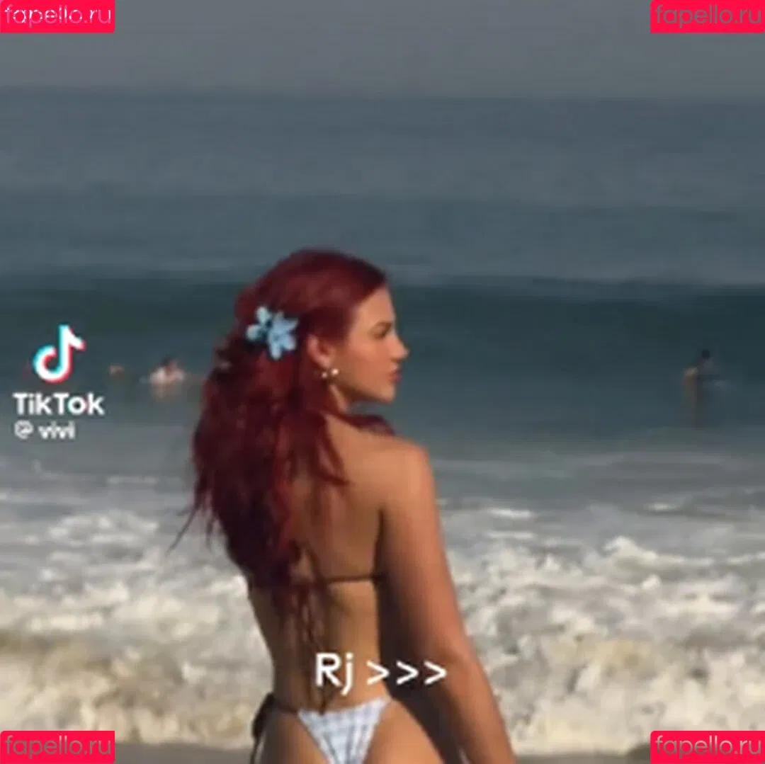 Vivi Wanderley / vivi / vivitarantino Onlyfans Photo Gallery 