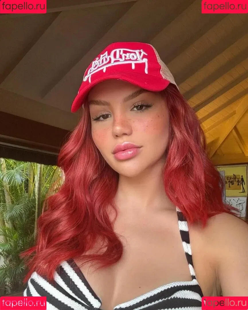 Vivi Wanderley / vivi / vivitarantino Onlyfans Photo Gallery 