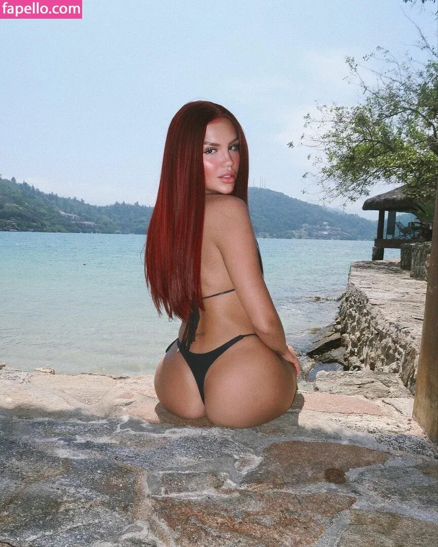 Vivi Wanderley / vivi / vivitarantino Onlyfans Photo Gallery 