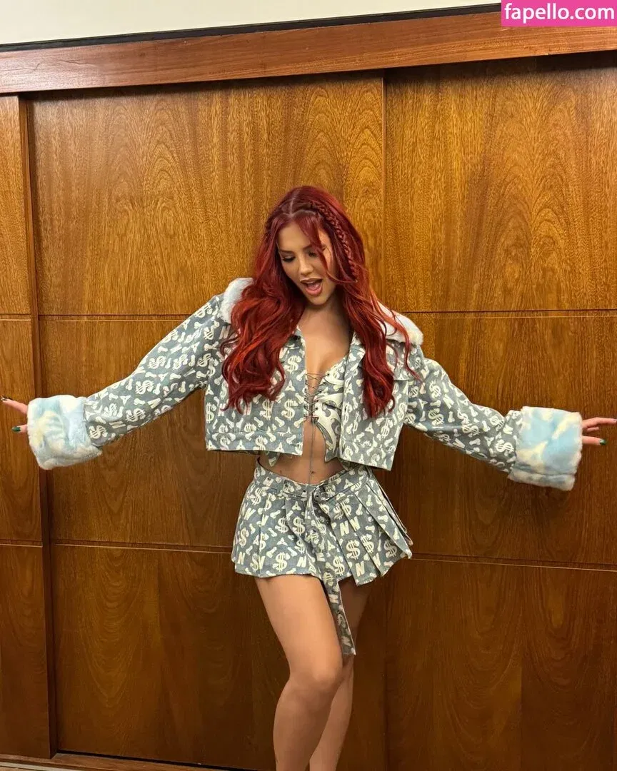 Vivi Wanderley / vivi / vivitarantino Onlyfans Photo Gallery 