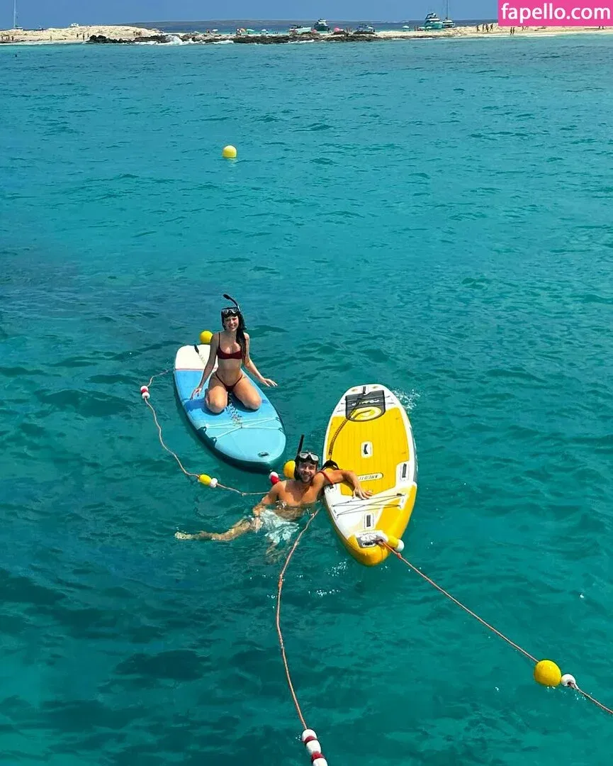 Vivi Wanderley / vivi / vivitarantino Onlyfans Photo Gallery 