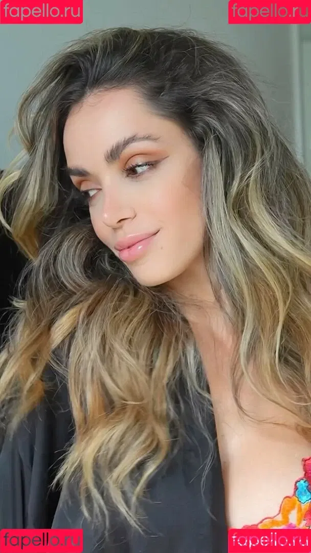 Cloe Greco / cloegreco / clowi Onlyfans Photo Gallery 