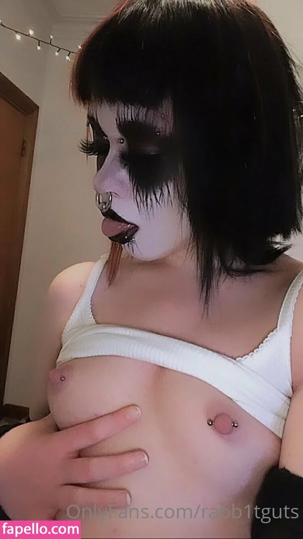 rabb1t.gutz / rabb1tgut / rabb1tguts Onlyfans Photo Gallery 