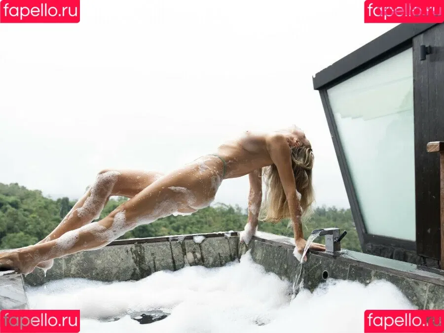 Ekaterina Enokaeva / enokaeva Onlyfans Photo Gallery 