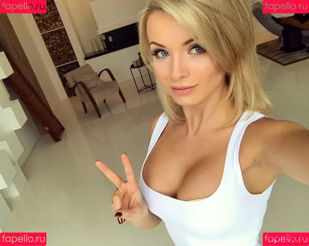Ekaterina Enokaeva / enokaeva Onlyfans Photo Gallery 