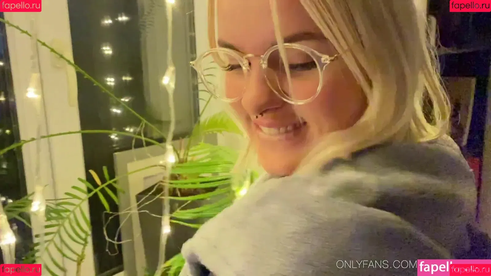 Mira David / model_mira / yummy.mira Onlyfans Photo Gallery 