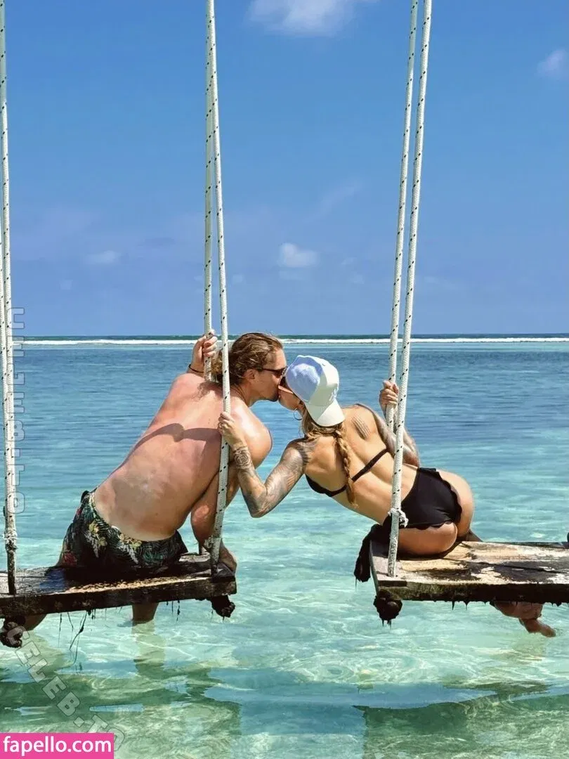 Sophia Thomalla / sophiathomalla / thomallasophia Onlyfans Photo Gallery 