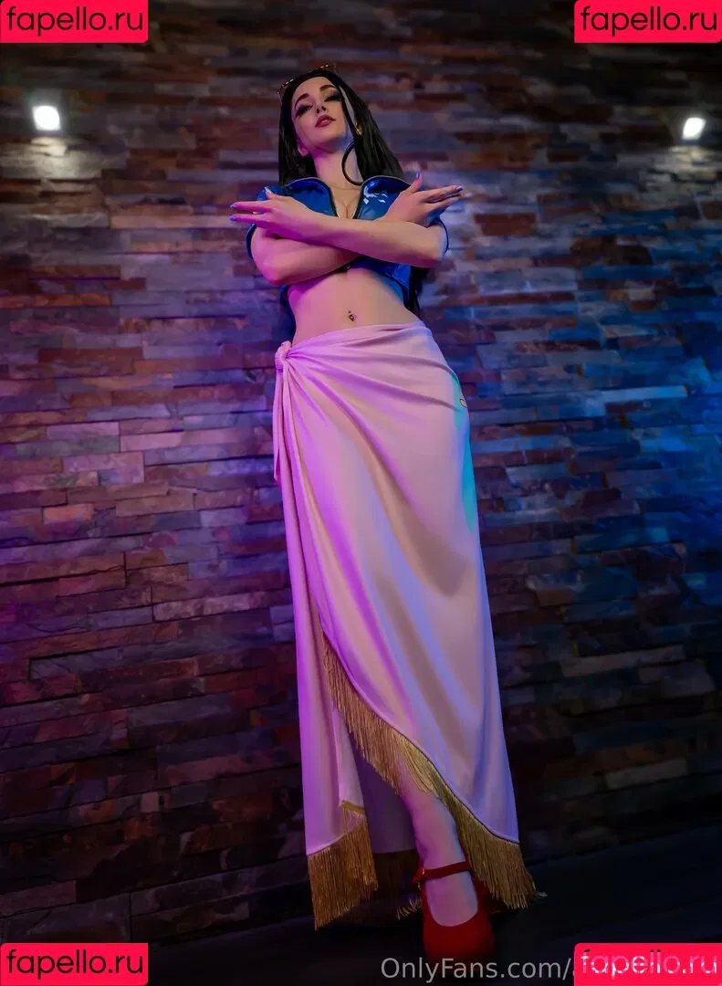 Aery Tiefling / aerytiefling / aerytieflingcosplay Onlyfans Photo Gallery 