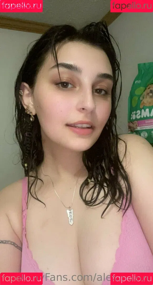 alex.hazell / alexhazellx Onlyfans Photo Gallery 