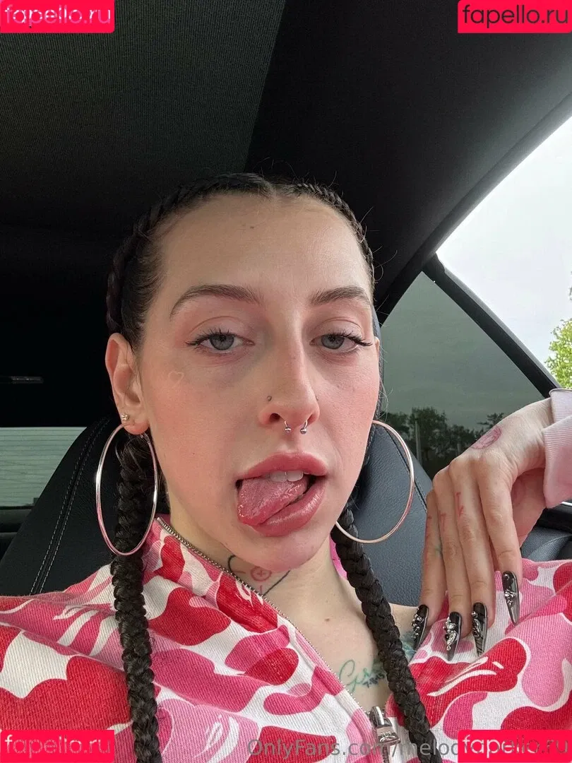 iloveconch / melodyparker69 Onlyfans Photo Gallery 