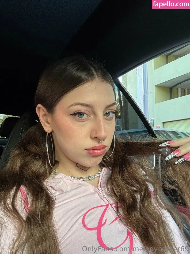 iloveconch / melodyparker69 Onlyfans Photo Gallery 