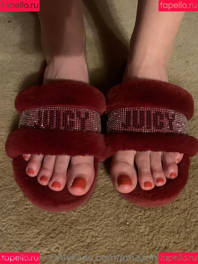 amazonfeet15 / amazonianstoes Onlyfans Photo Gallery 