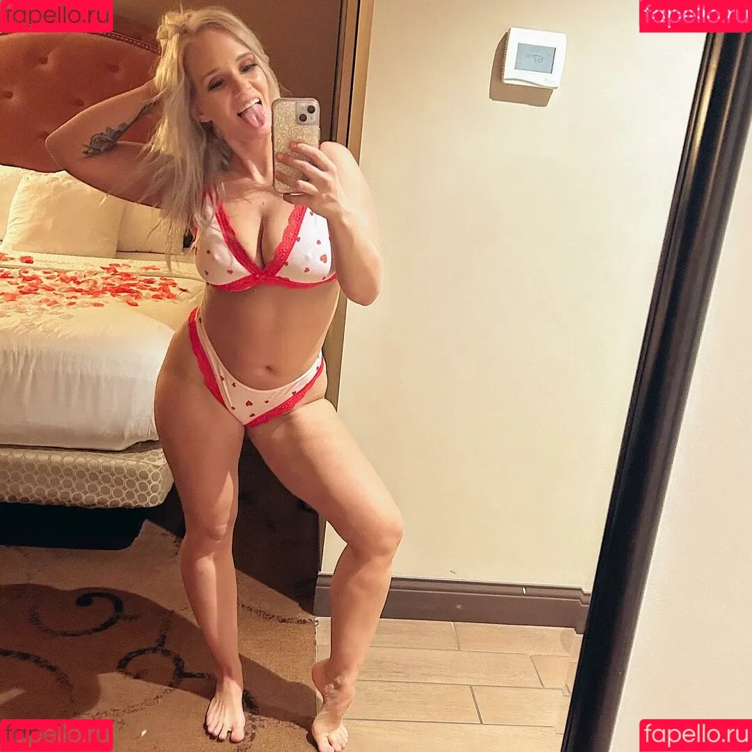 Shazza McKenzie / ShazzaMcKenzie / shaylamckenzie / shazza_mckenzie Onlyfans Photo Gallery 